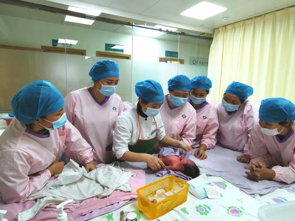 晋州市妇婴监护型护送